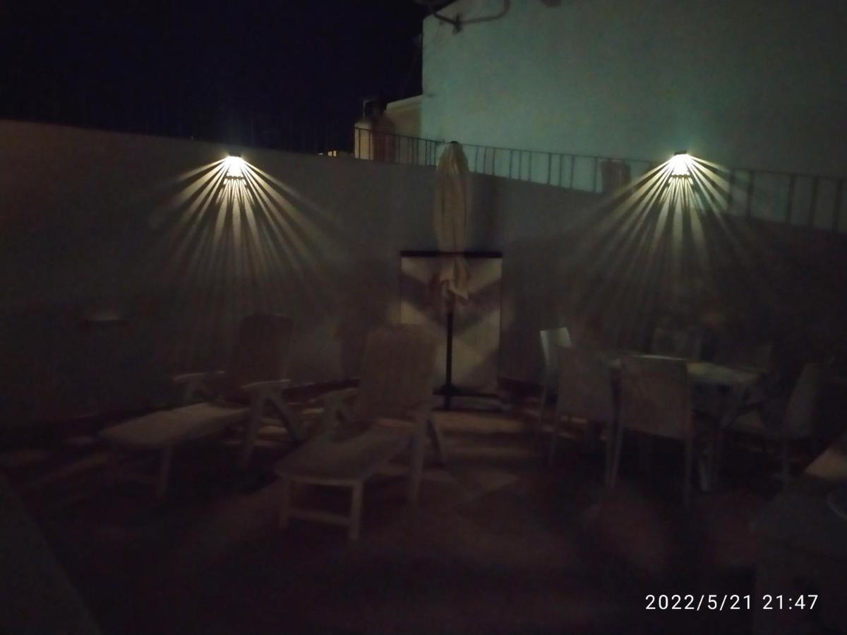 Вілла Casina Viestana В'єсте Екстер'єр фото